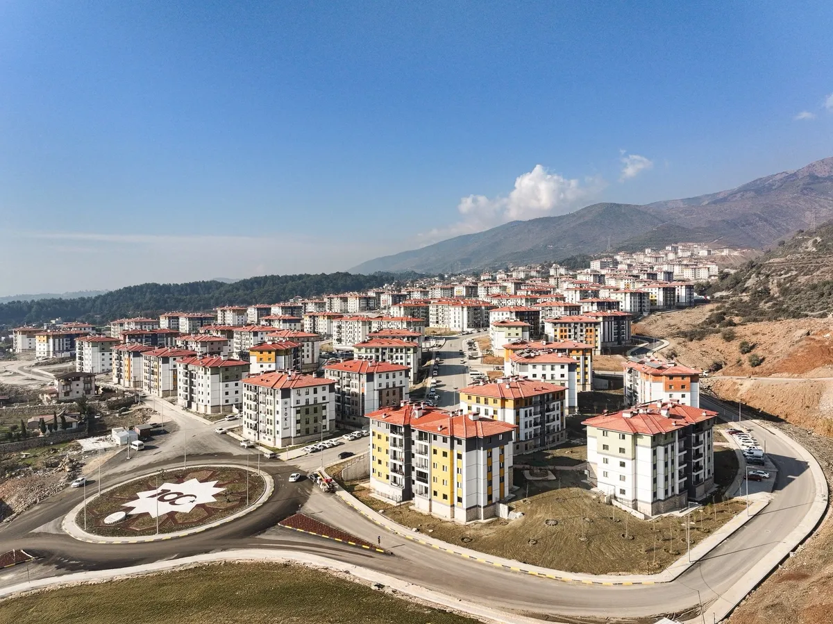 1786108897651.jpeg Kura sonuçları TOKİ’nin resmi kanalları ile e-Devlet’teki TOKİ kura sonucu sorgulama ekranından öğrenilebiliyor.