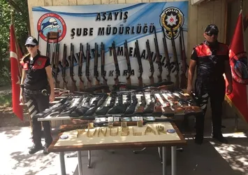 Ankara'da ruhsatsız silah operasyonu