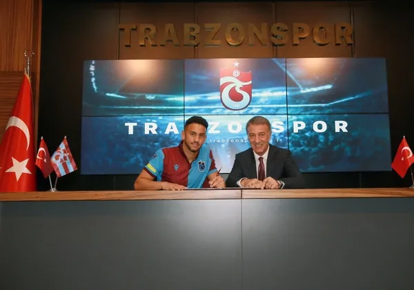 Trabzonspor yeni transferi Ahmet Canbaz'ı KAP'a bildirdi - 1