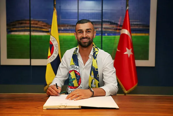 Son dakika transfer haberi: Fenerbahçe yeni sezonun ilk transferini açıkladı! Serdar Dursun Fenerbahçe’de!