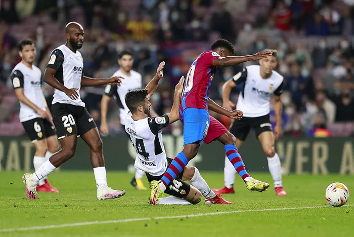 Barcelona Valencia’yı farklı yendi