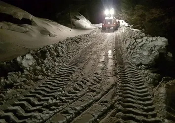 Hafta sonu tatili kabusa döndü! Ankara'da yaylada mahsur kalan aile 10 saat sonra kurtarıldı