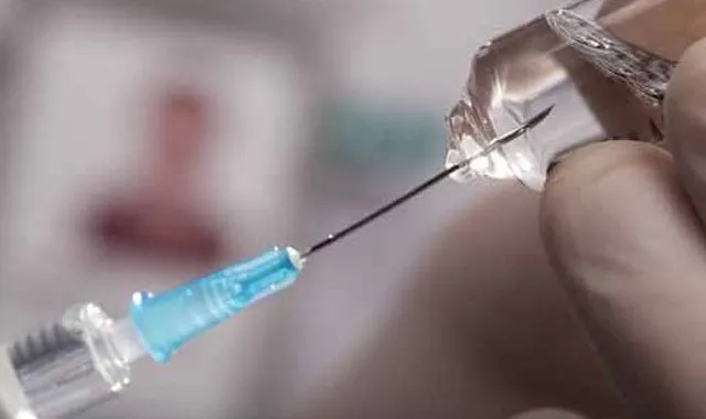 Son dakika: Sağlık Bakanlığı yeni aşı yaşını açıkladı! Aşı yaşı kaça indi? Kaç yaşındakiler koronavirüs aşısı olabilecek?