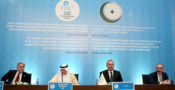 Mevlüt Çavuşoğlu: Teröre karşı tepkimizi fiili adımlarımızla göstereceğiz - 1