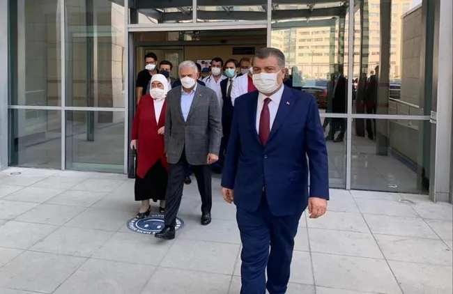 Binali Yıldırım koronavirüse yakalandı! İşte ilk açıklama...