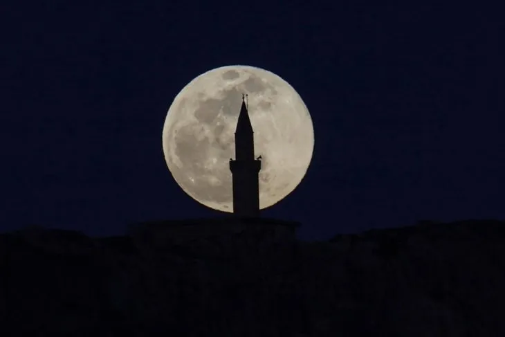 Türkiye’den ’Süper Ay’ manzaraları