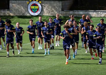 Son dakika: Fenerbahçe'nin Dinamo Kiev maçı kamp kadrosu belli oldu!