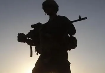 Bingöl'de PKK ile çıkan çatışmada 2 asker yaralandı