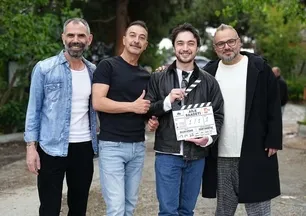 'Aile Saadeti'nin tamamı sete çıktı! İşte oyunculardan ilk görüntüler...