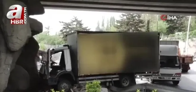 Ankara’da kontrolden çıkan kamyon duvara çaptı: 1 yaralı