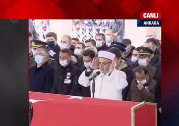 Gara şehitlerine veda