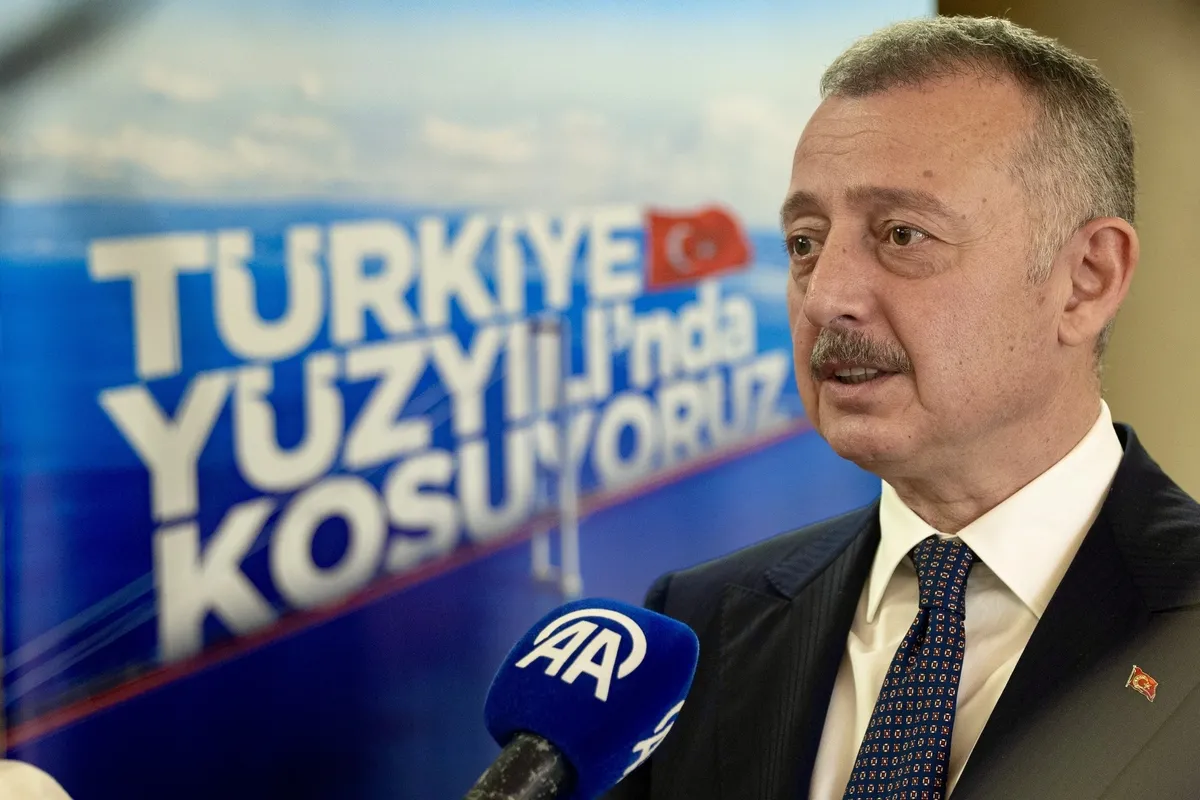1793278361309.jpeg Osmangazi Köprüsü’nde tarihi ilk: Cumhuriyet için koştular - 2