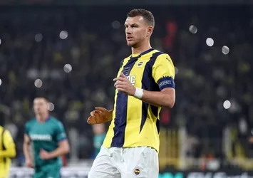 Edin Dzeko'nun elinde kırık tespit edildi