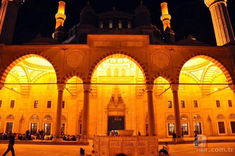 Mastürbasyon yapmak orucu bozar mı? Elle tatmin olmak orucu bozar mı? Orucu neler bozar? 18