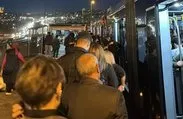 İstanbul’da metrobüste arıza! Yolcular tahliye edildi