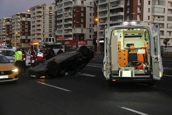 diyarbakirda-takla-atan-otomobilin-surucusu-oldu-1666552413822.jpg Diyarbakır’da takla atan otomobilin sürücüsü öldü - 4
