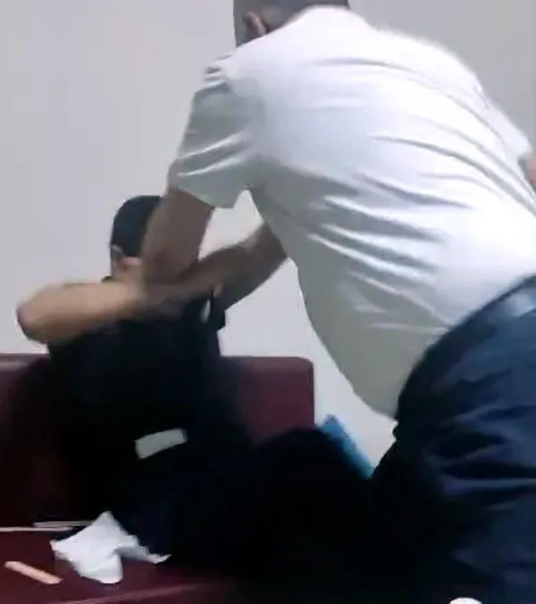 1712241907075.jpg Hastane personeli arasında akılalmaz kavga! Müdür yardımcısı ile tekniker birbirine girdi - 2