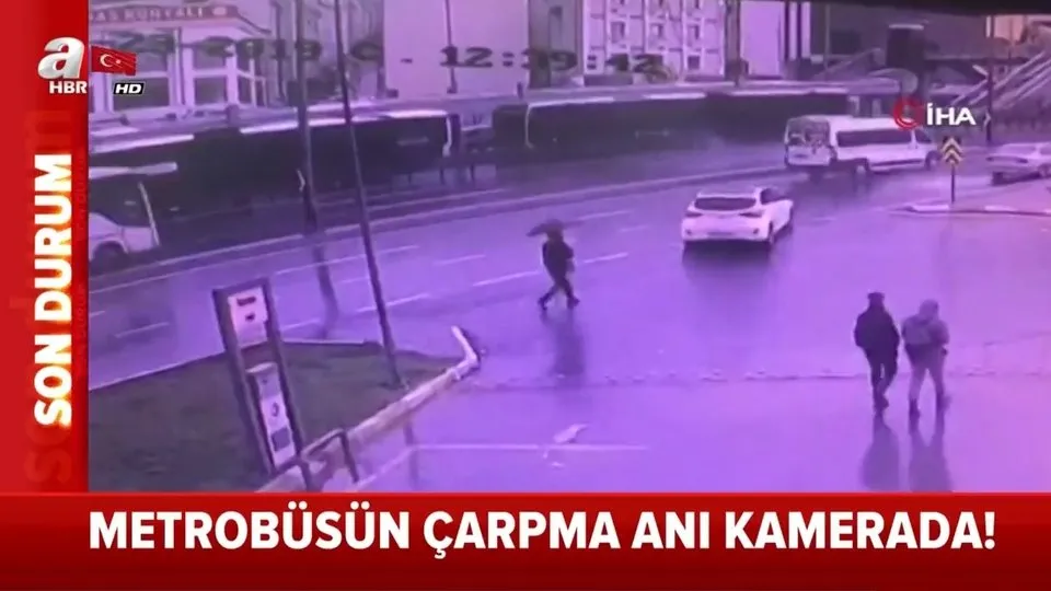 Son dakika... Metrobüs kazası görüntüleri ortaya çıktı!