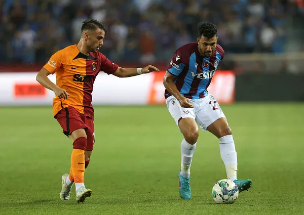 trabzonda-sessiz-derbi-trabzonspor-0-0-galatasaray-mac-sonucu-ozet-1661719895390.jpg Trabzon'da sessiz derbi! Trabzonspor 0-0 Galatasaray (MAÇ SONUCU-ÖZET) - 6