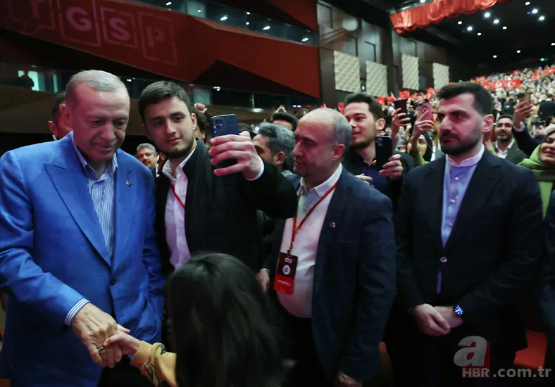 Başkan Recep Tayyip Erdoğan'ın katıldığı Türkiye Gençlik Zirvesi’nden renkli fotoğraflar! Alişan ve futbolcu Mesut Özil... 10