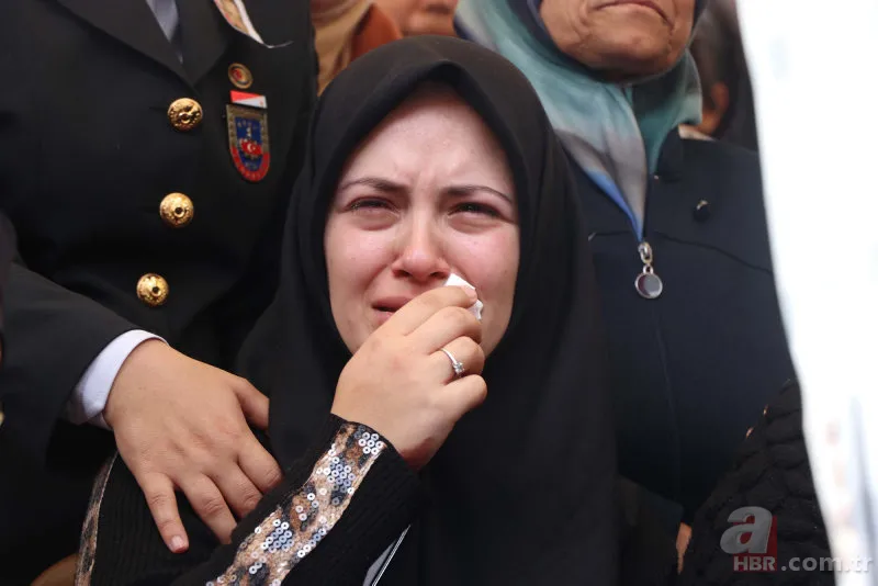 Teröristlerin aracını gasp edip, katlettiği veteriner hekim Mikail Bozlağan'a acı veda! Şehit babaya son bakış 14