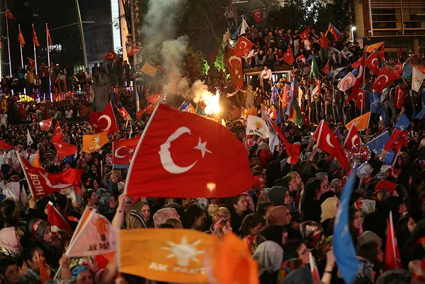 AK Parti’de yerel seçim heyecanı! Adaylık süreci resmen başlıyor