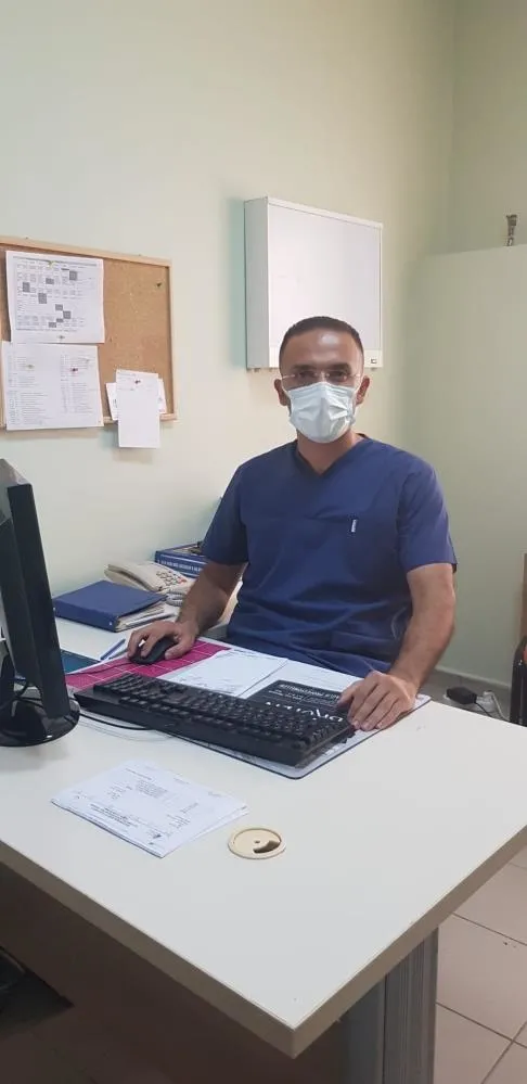 hatayda-doktorlar-muayenehaneyi-paylasamadi-solugu-karakolda-aldilar-1625752563002.jpg Hatay'da muayenehaneyi paylaşamayan doktorlar soluğu karakolda aldı - 4