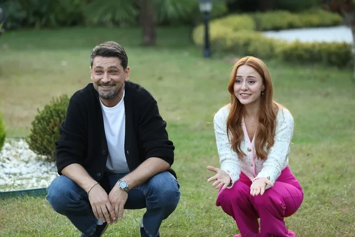 aynadaki-yabancinin-basrolu-onur-tunadan-genclere-samimi-mesaj-1760165868487.jpg Kaynak: ATV