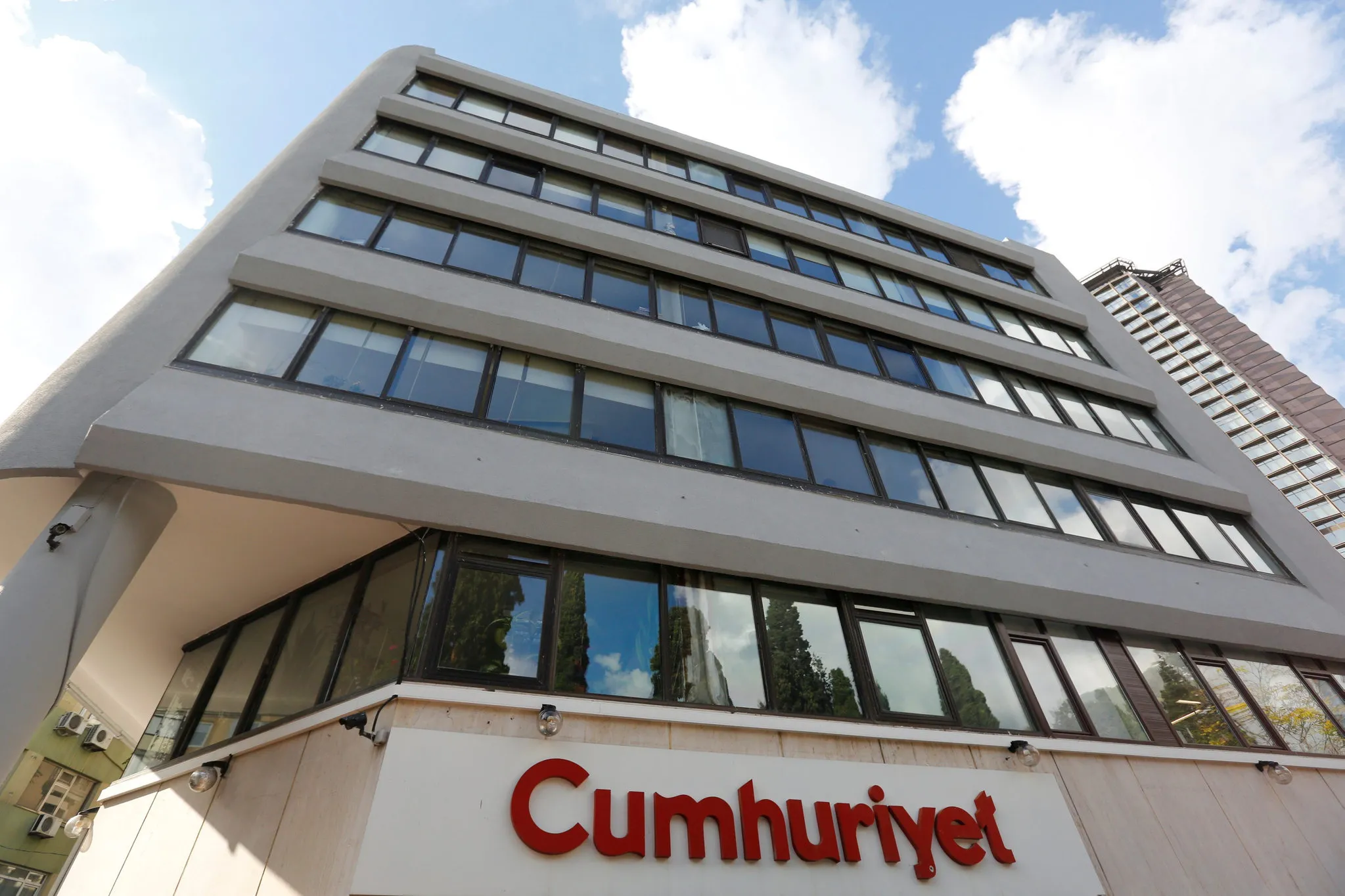Cumhuriyet'in yalanı tescillendi!