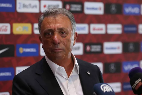 Beşiktaş’ta Ahmet Nur Çebi’den transfer açıklaması! Weghorst, Sörloth, Atiba, Muleka, Abdülkerim Bardakçı...