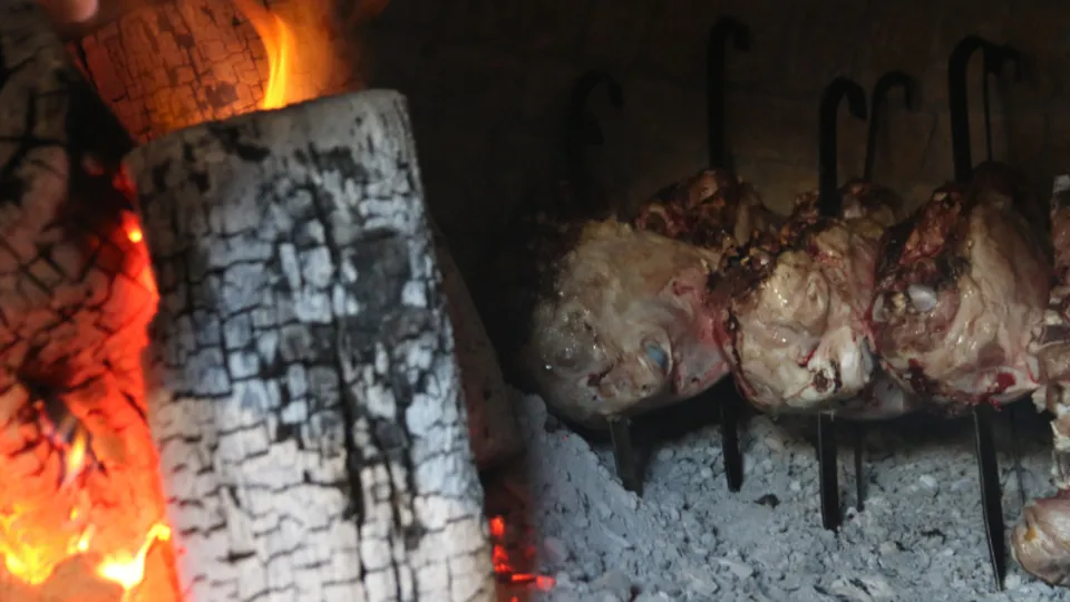 Yemek için şehir dışından geliyorlar!