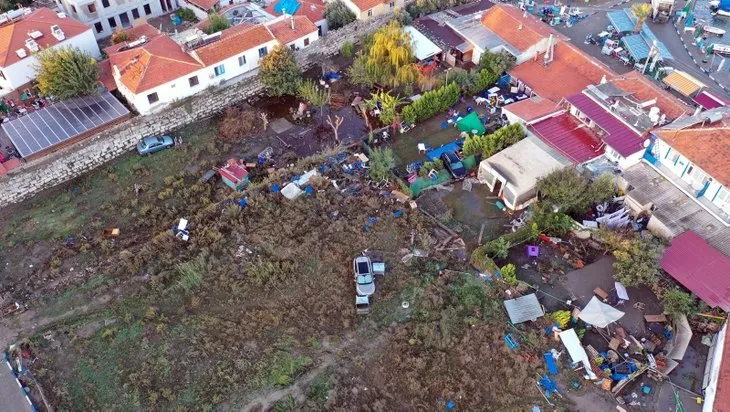Depremin merkez üssünde dikkat çeken kare!