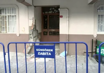 İstanbul'da balkon çöktü: 5 katlı bina mühürlenerek boşaltıldı