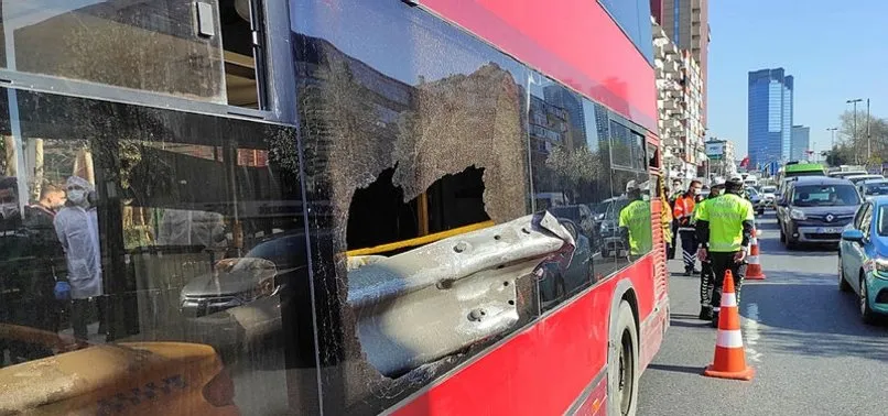Son dakika: Beşiktaş'ta çift katlı İETT otobüsü kaza yaptı: 1 kişi öldü