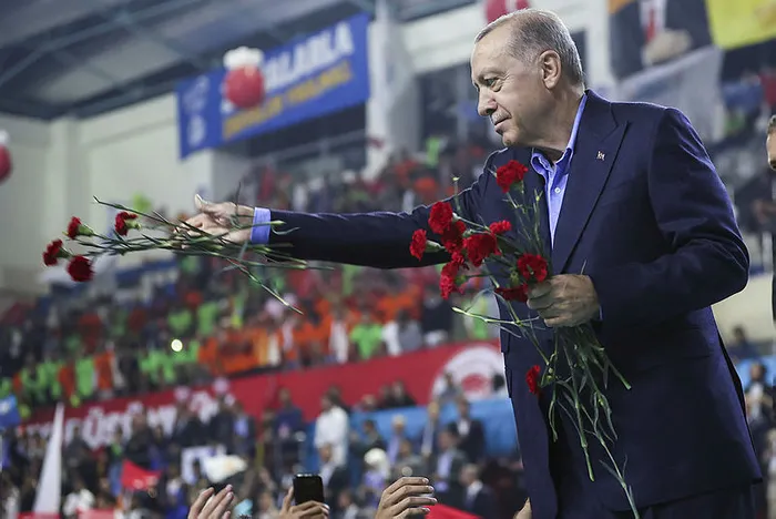 Sakarya'da gençlik buluşması: Başkan Erdoğan: Gençler 8 ay sonra siz birilerini deli edeceksiniz - 9