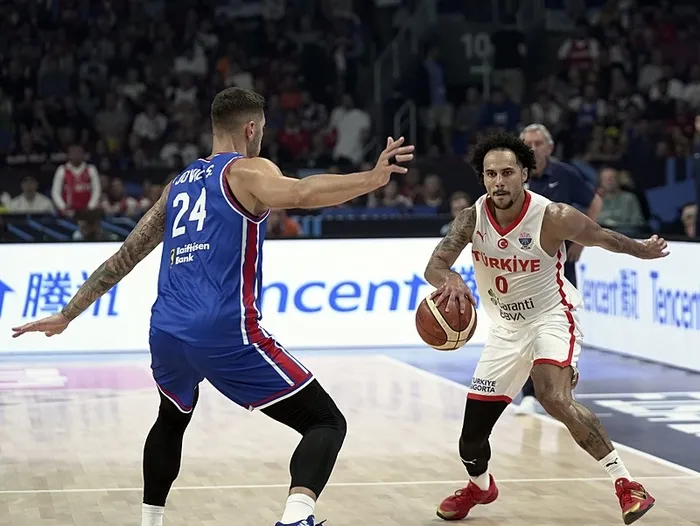 12 Dev Adam gruptan lider çıktı (AA)