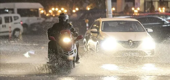 Yollar göle döndü! Ankara’da sağanak sürecek mi? Valilikten flaş uyarı