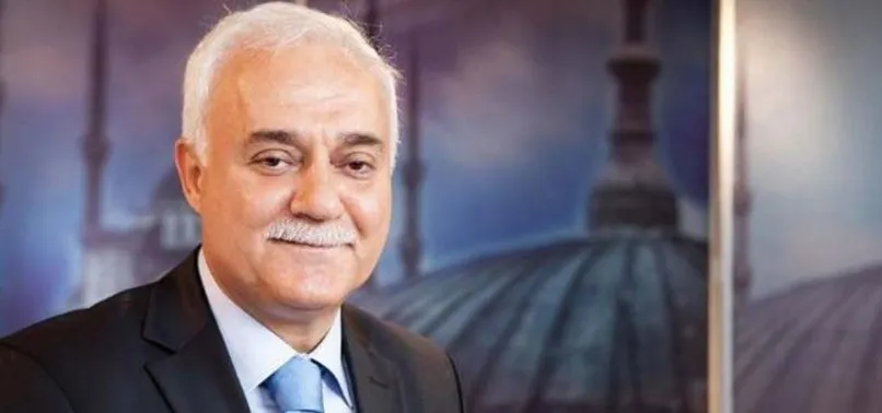 Prof. Dr. Nihat Hatipoğlu'ndan Sezen Aksu'ya: Sahibini küçülten ifadeler