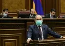 Paşinyan Ermenistan Parlamentosu'nda çelik yelekle konuşma yaptı! Tepki yağdı: Yüce korkak