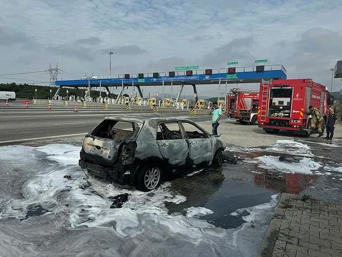 1717660766866.jpeg Seyir halindeyken alev alev yandı! Kuzey Marmara'da korku dolu anlar - 2