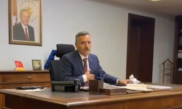 osman-kaymak-kimdir-yeni-isparta-valisi-osman-kaymak-kac-yasinda-nereli-son-dakika-haberler-1644226598960.jpg Osman Kaymak kimdir? Yeni Isparta Valisi Osman Kaymak kaç yaşında, nereli? SON DAKİKA HABERLER - 1