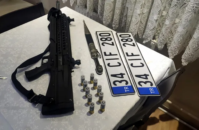 Son dakika: Sarallar suç örgütüne ağır darbe! Tırpan operasyonunda yöneticisi yakalandı