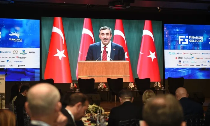 4-finansin-gelecegi-zirvesi-para-sohbetleri-turkuvaz-medyada-1735041868178.jpg Cumhurbaşkanı Yardımcısı Cevdet Yılmaz