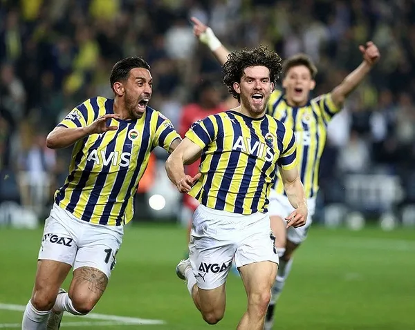 1685431463627.jpeg Süper Lig'de şampiyonluk hesapları! Galatasaray ve Fenerbahçe nasıl şampiyon olur? İşte tüm ihtimaller - 4