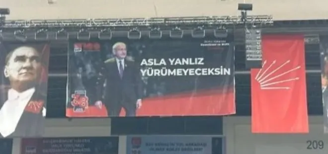 Kılıçdaroğlu destekçilerinin astığı pankart sosyal medyayı salladı! Yazım yanlışı sonrası dalga konusu oldular...