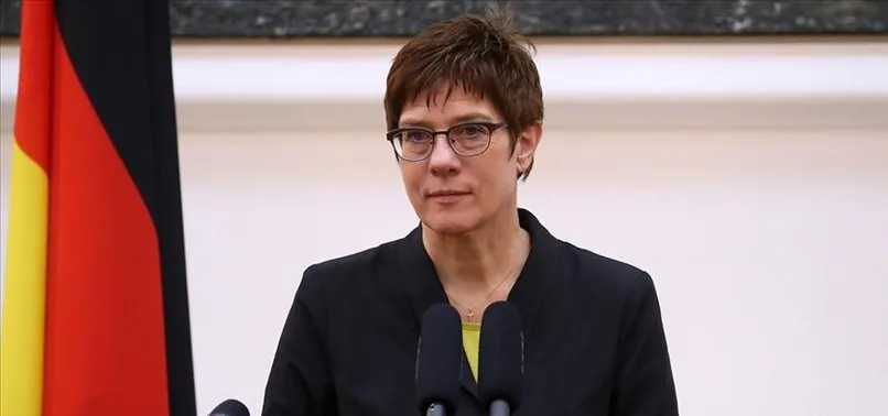 Eski Alman Bakan Annegret Kramp Karrenbauer'den itiraf: Putin'i caydıracak hiçbir şey hazırlamadık