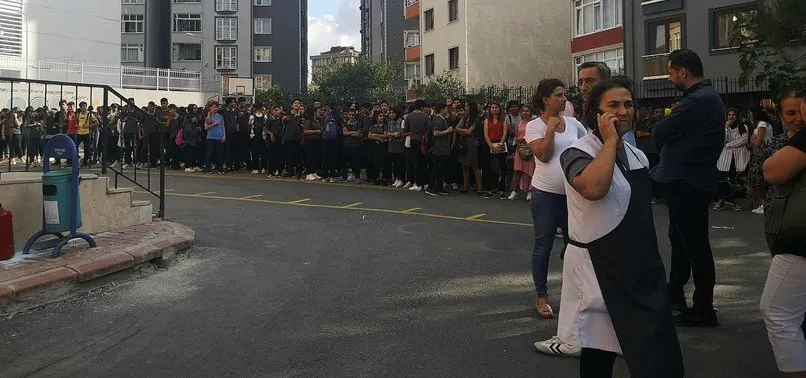 İstanbul Sancaktepe'de okulda yangın!