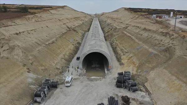 "Takoz" siyasetinin ülkeye bedeli 1.6 milyar TL! Milli servet şahsi hırslarına kurban edildi - 8