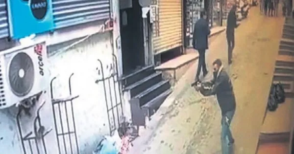 Son dakika: İstanbul'un göbeğinde dehşet! Pusu kurup yanlış adamı öldürdüler - 4