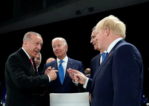 Yunan basınından flaş Türkiye itirafı! Türkiye olmadan yaprak hareket etmez